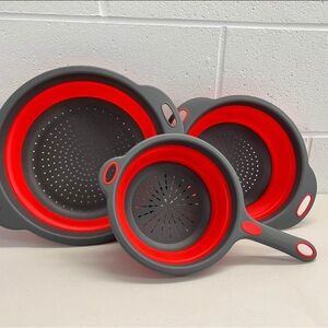 Collapsible Red and Gray Colander Set